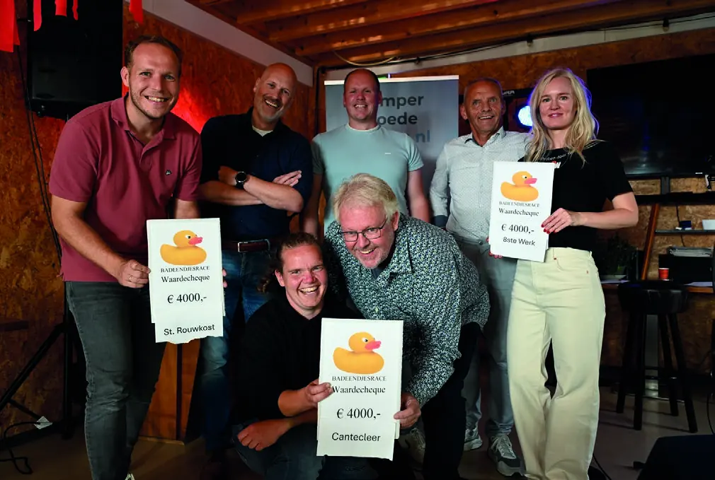 Badeendjesrace levert 12.000 euro op voor Kamper goede doelen